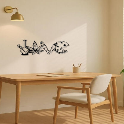 A Single, Exquisite LOVE Letter Metal Decorative Pendant A Versatile And Charming Addition Ideal For Adorning Living Rooms, Doors, Bedrooms, And Various Other Spaces.Wall Sculptures