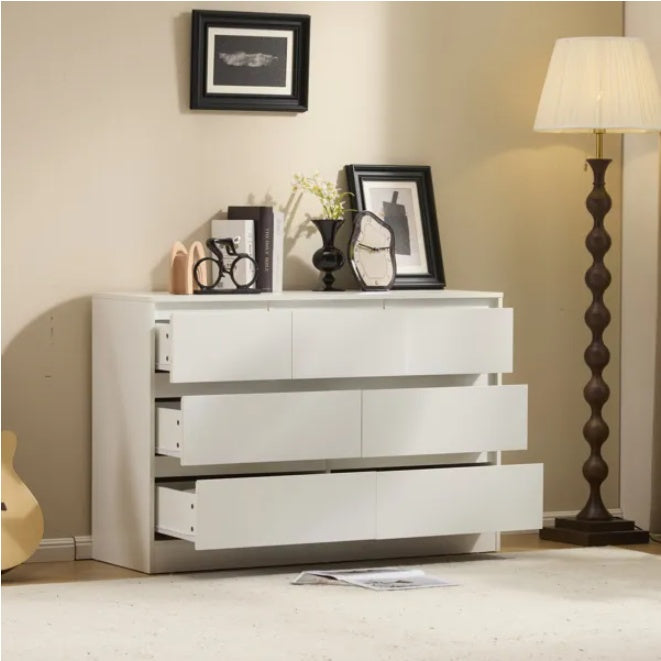 1 Modern Chest Of Drawers With 3 Layers Of White P2 Particleboard And 7 Drawers