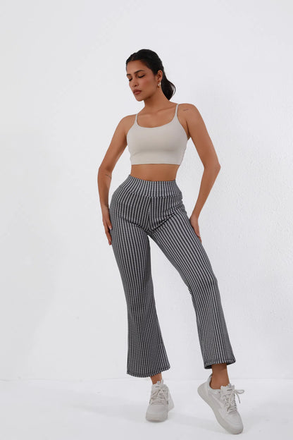 High-Waisted Houndstooth Flare Trousers Sleek Fit, Comfy Stretch, Classy Look